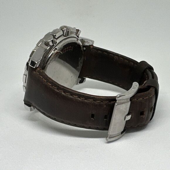 Fossil Dean FS4828 Men Brown Leather Analog Black Dial Chronograph Watch HME362 - Picture 11 of 11